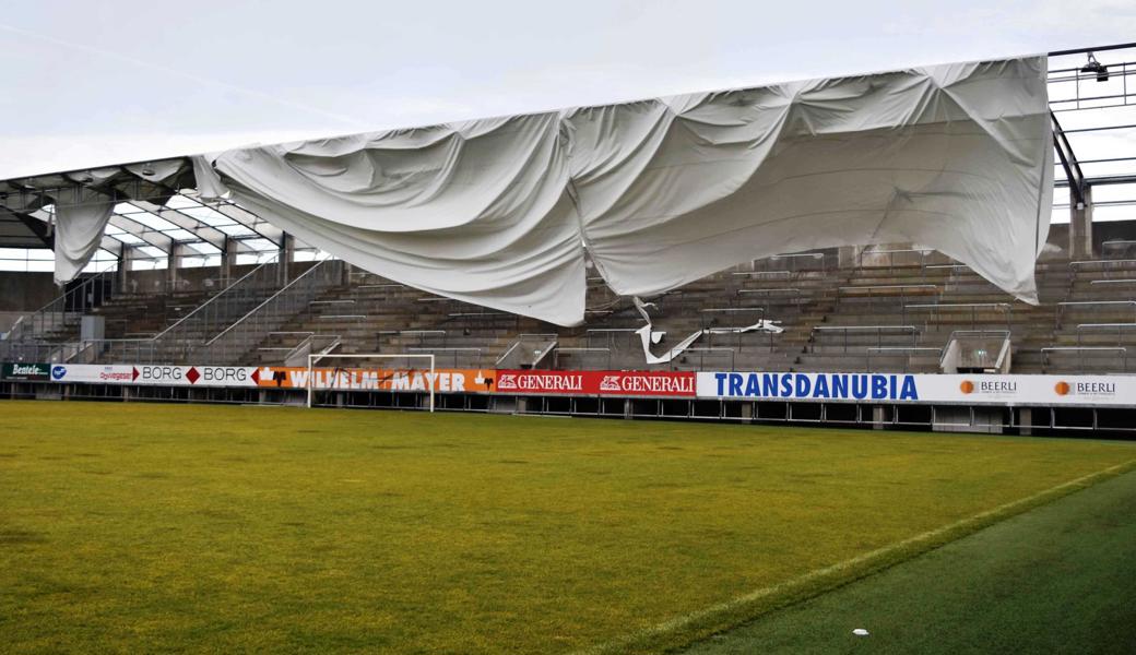 «Sabine» hat am Altacher Stadiondach Spuren hinterlassen.