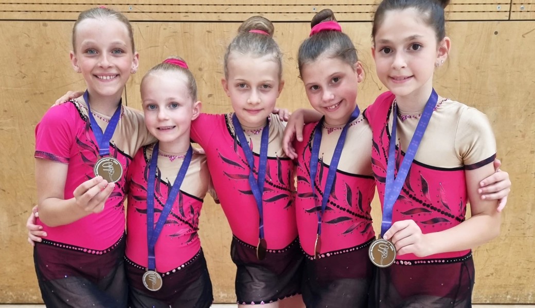 Gymnastinnen holen zum Saisonende eine Gruppenmedaille