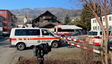 Ein 49-jähriger Schweizer lag tot in einem Wohnquartier - die Polizei bittet um Hinweise