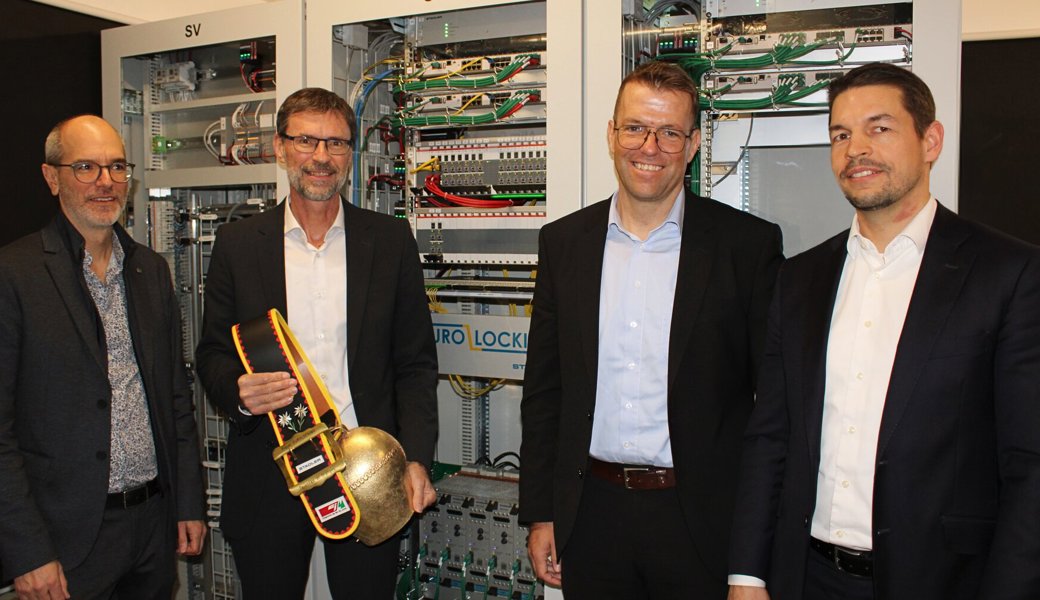 Ivan Perrin Stadler modernisiert Sicherungsanlagen der Chemins de fer du Jura | Der ...