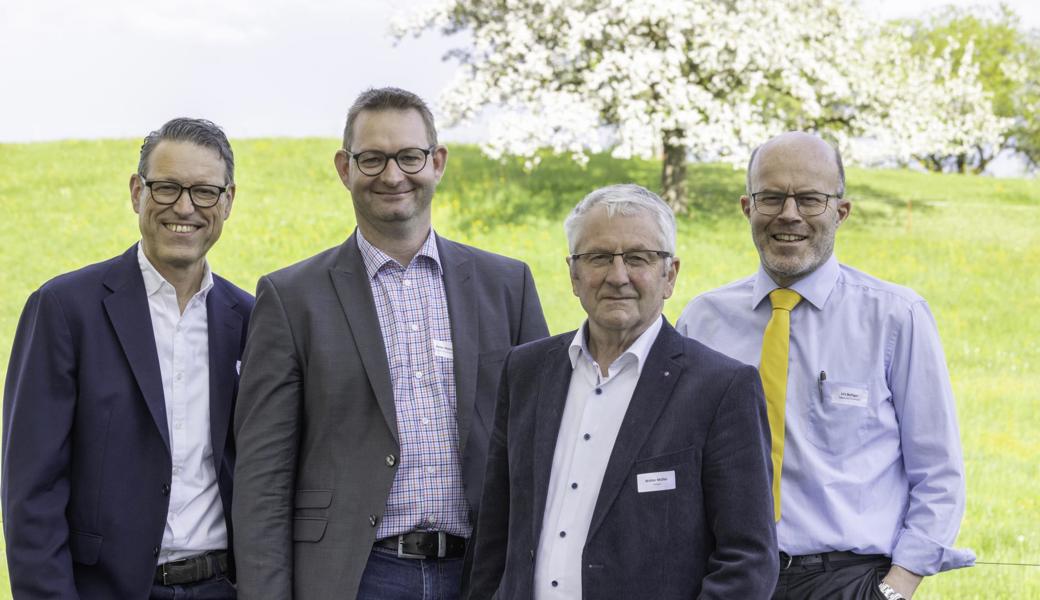 Der langjährige Culinarium-Präsident Walter Müller, sein Nachfolger Peter Nüesch, Geschäftsführer Urs Bolliger und der neue Vizepräsident Martin Angehrn.