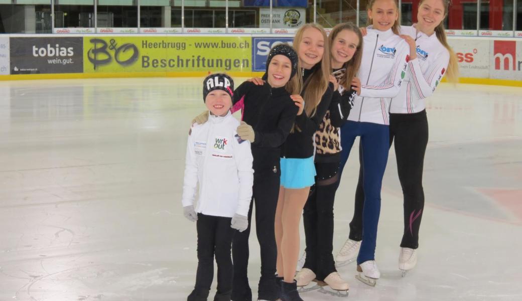 Sechs der sieben Läuferinnen beim letzten Training vor dem Pilatus-Cup in Luzern (v. l.): Emily Kirchner, Leonie Woodtli, Mina Bergmann, Lorena Koller, Flavia Köppel und Liza Nikonova.