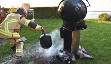 Gasflasche fängt Feuer