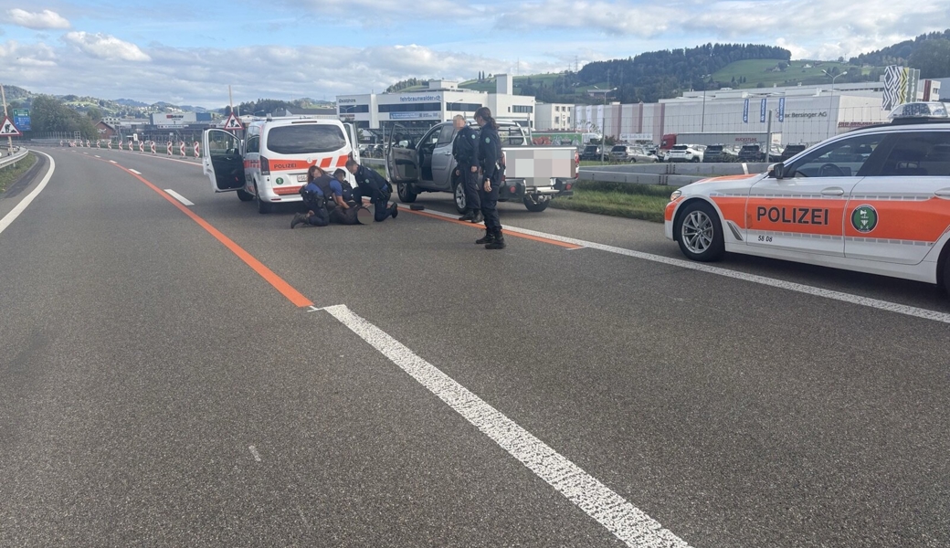 Autoklau in Oberriet: Polizei verhaftet Dieb nach wilder Flucht auf der Autobahn A1