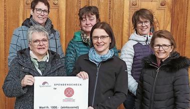 Frauenverein spendet für Kinder mit seltenen Krankheiten