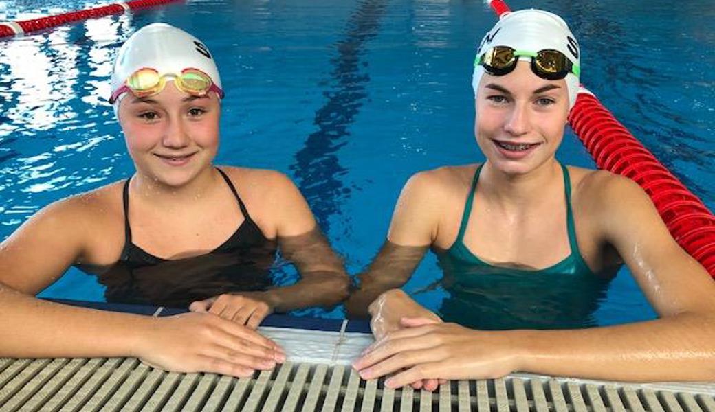 Wieder im Wasser: Riana Waldburger (l.) und Janine Schelling.