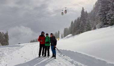 Aus Skitag wird Wandertag – und ein geselliger Ausflug