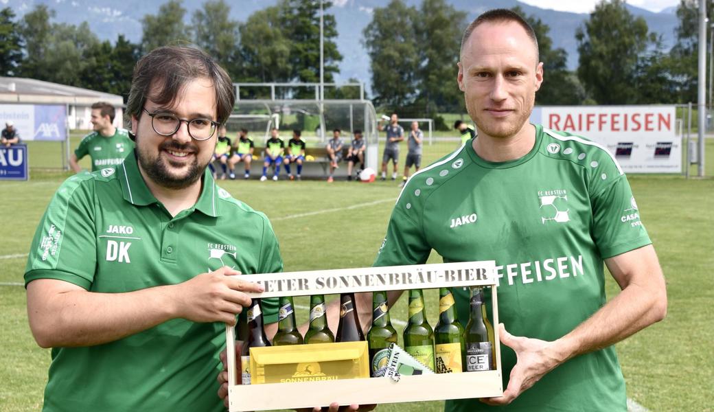 Im Sommer 2010 schloss Dominik Eugster sich dem FC Rebstein an. Am Sonntag endete dort seine aktive Laufbahn. FCR-Interimspräsident Daniel Knöpfel verabschiedete ihn.