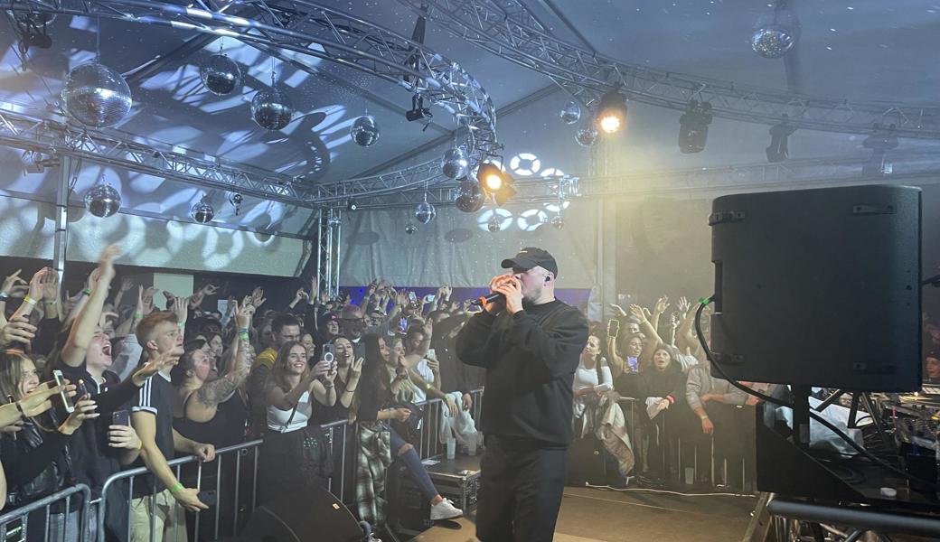 Das Rheintaler Publikum feierte bei der Show des Rappers aus Deutschland. 